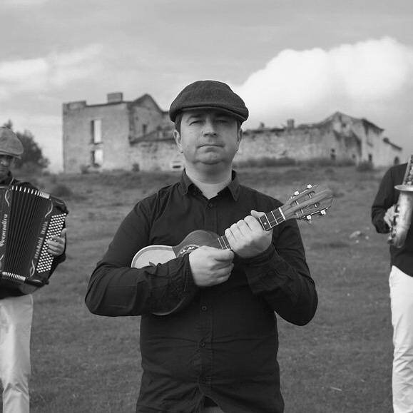 Thursdays in the Backyard with Trio Alfacinha
